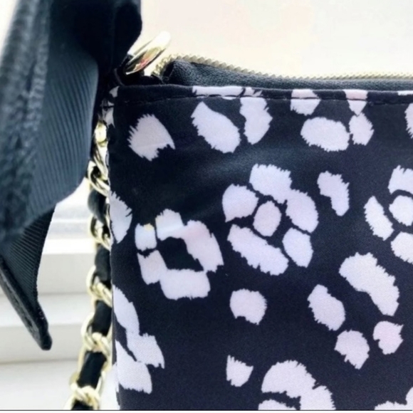 BETSEY JOHNSON LEOPARD PRINT SHOULDER BAG - Picture 3 of 8